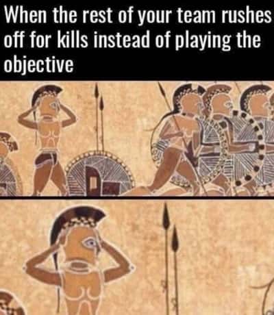 Spartan hands on head meme panicking over teammates ditching the objective