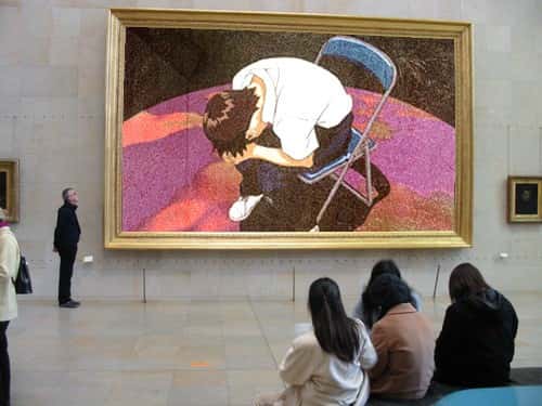 Shinji in a Chair meme in museum